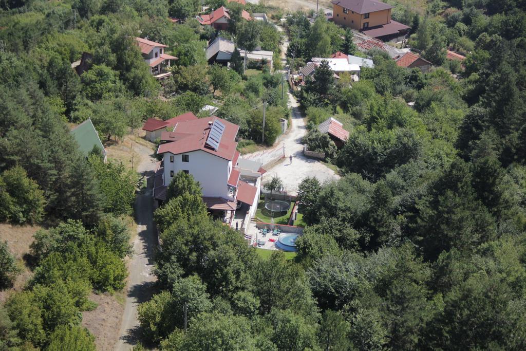 Family Hotel Diana Lyaskovo  Exterior photo
