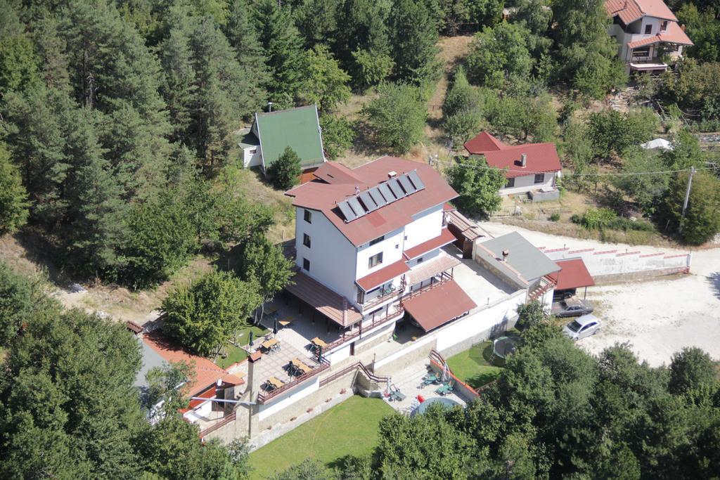 Family Hotel Diana Lyaskovo  Exterior photo
